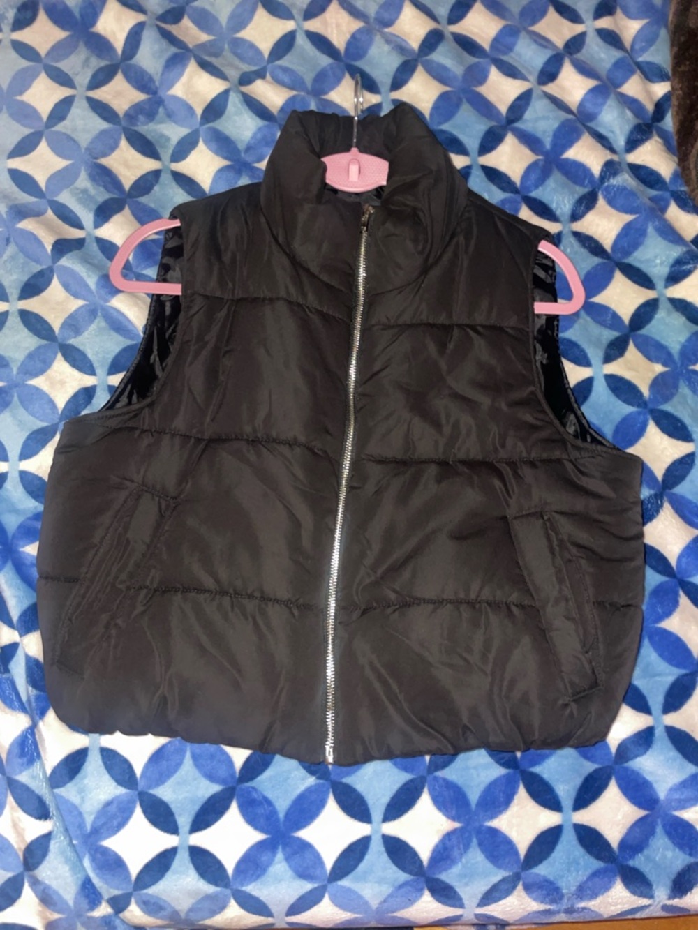 Black sleeveless Puffer Vest